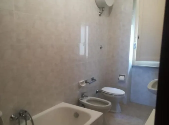 Lungomare 10 Posti Fronte Mare *