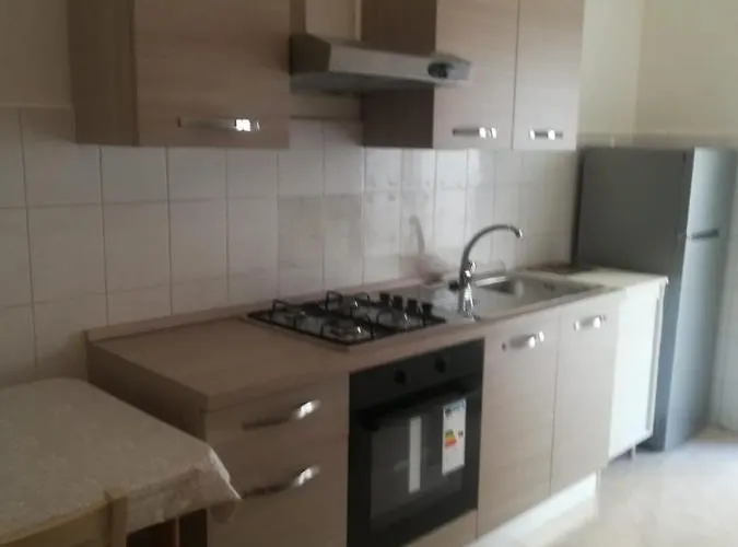 Lungomare 10 Posti Fronte Mare Apartment